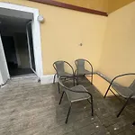 Old Town Apartment *